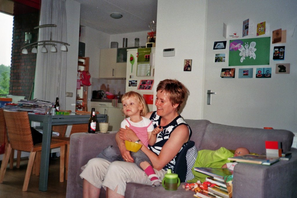 imm021_21a.jpg